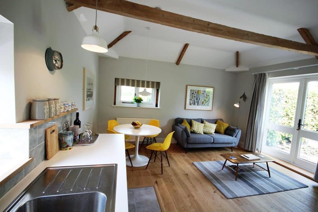 Macks Shack At Machrimore Wells-next-the-Sea Esterno foto